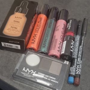 8 Piece NYX MAKE-UP LOT